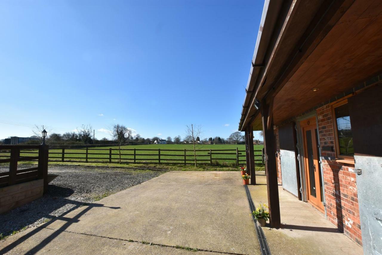 Oak Tree Stables Cottage Birmingham Dış mekan fotoğraf
